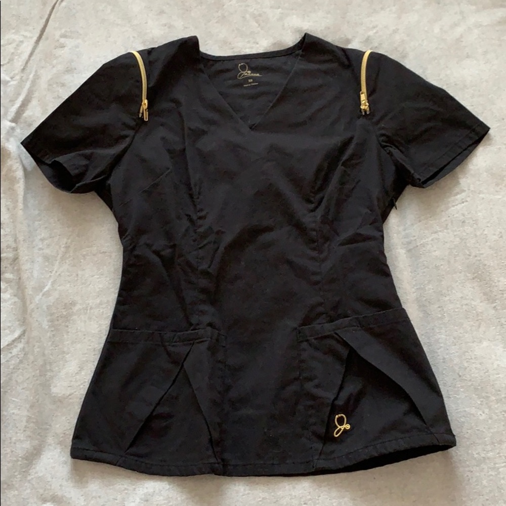 Jaanuu scrub top. Gold metal. Barely used.